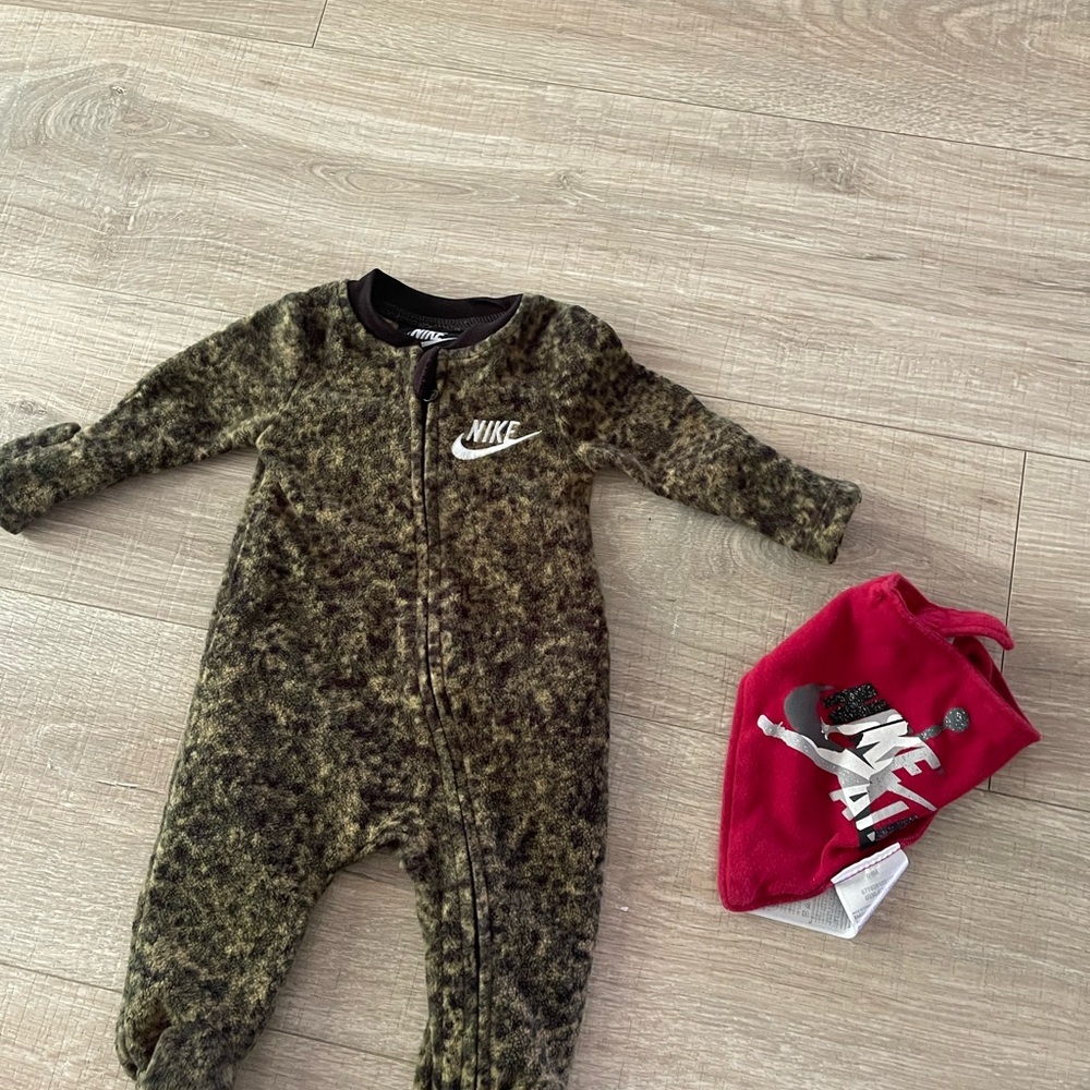 Babe Nike Bundle Newborn